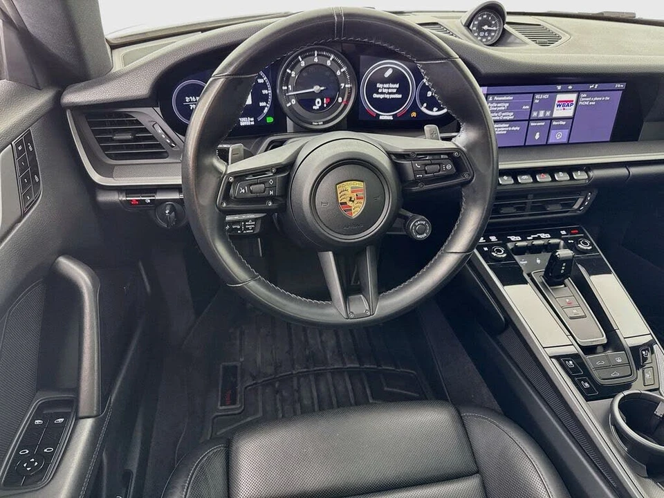 2020 Porsche 992 Carrera 4S - Image 25 of 31