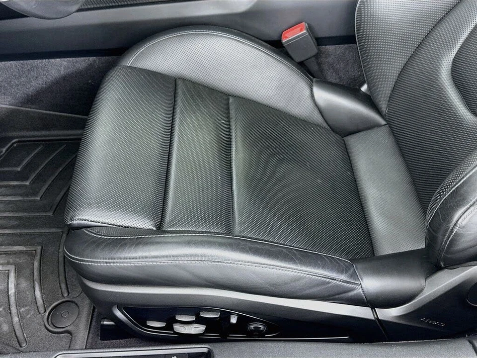 2020 Porsche 992 Carrera 4S - Image 13 of 31
