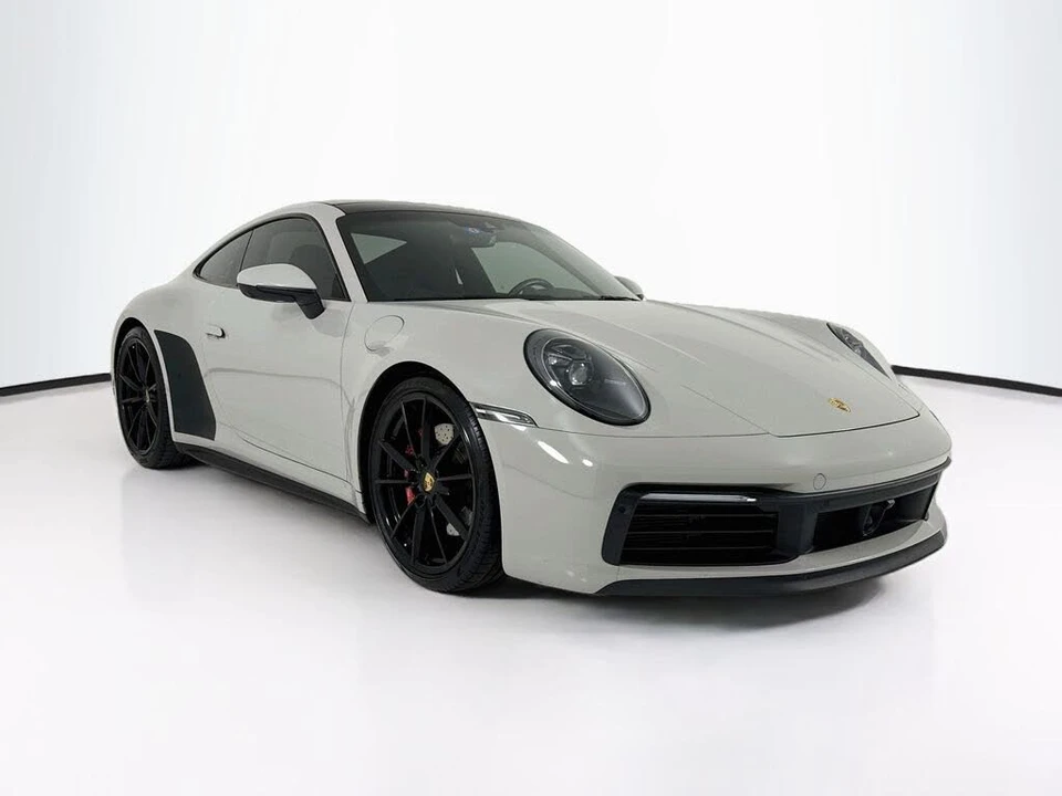 2020 Porsche 992 Carrera 4S - Image 7 of 31