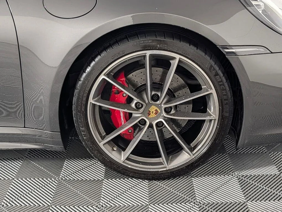 2020 Porsche 992 Carrera 4S - Image 14 of 30