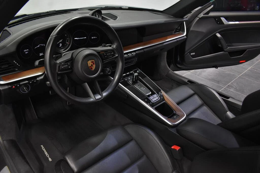 2020 Porsche 992 Carrera 4S - Image 13 of 24