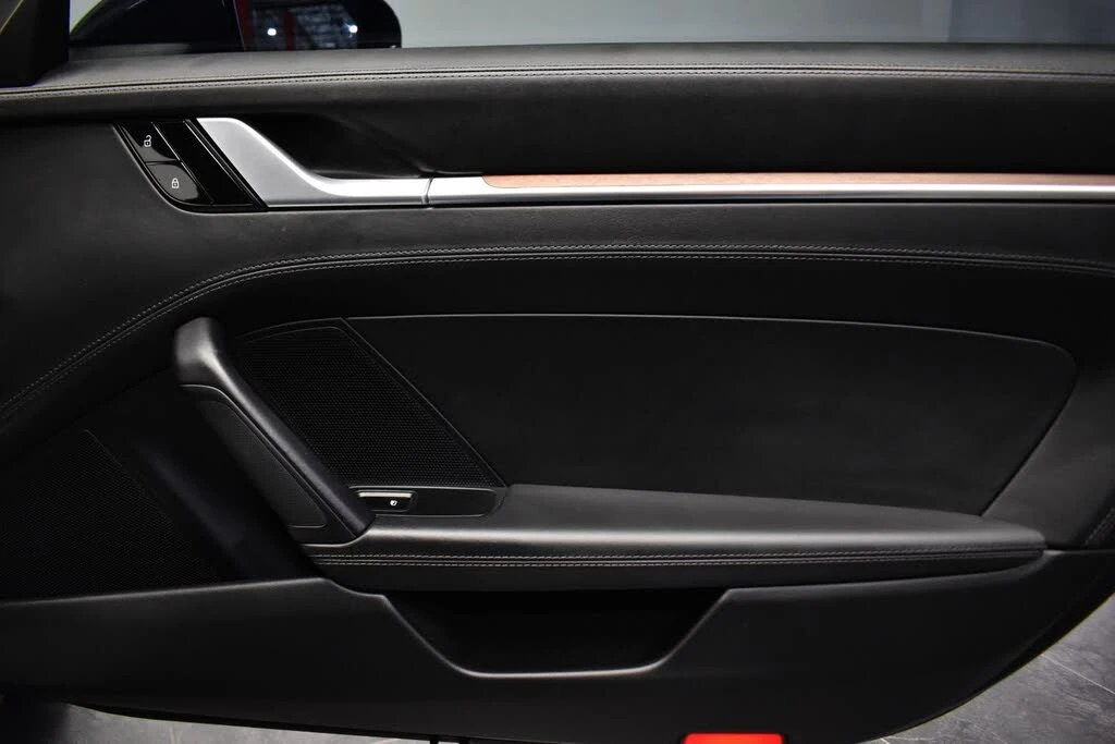 2020 Porsche 992 Carrera 4S - Image 22 of 24