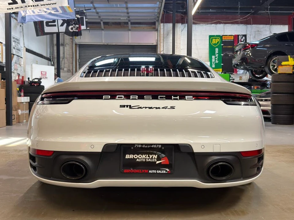 2020 Porsche 992 Carrera 4S - Image 7 of 26