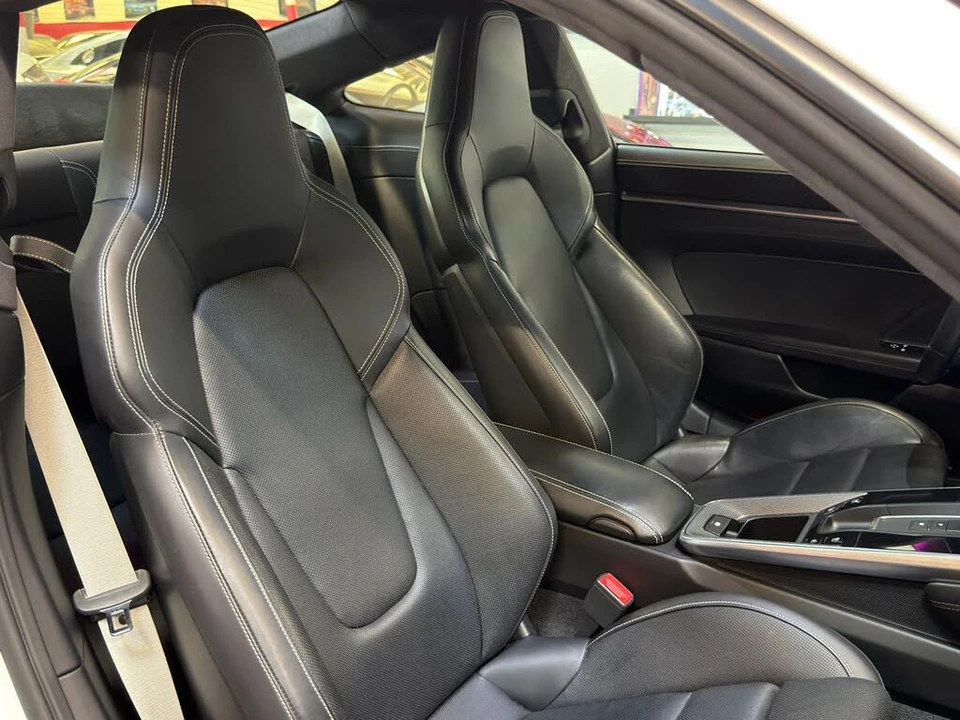 2020 Porsche 992 Carrera 4S - Image 24 of 26