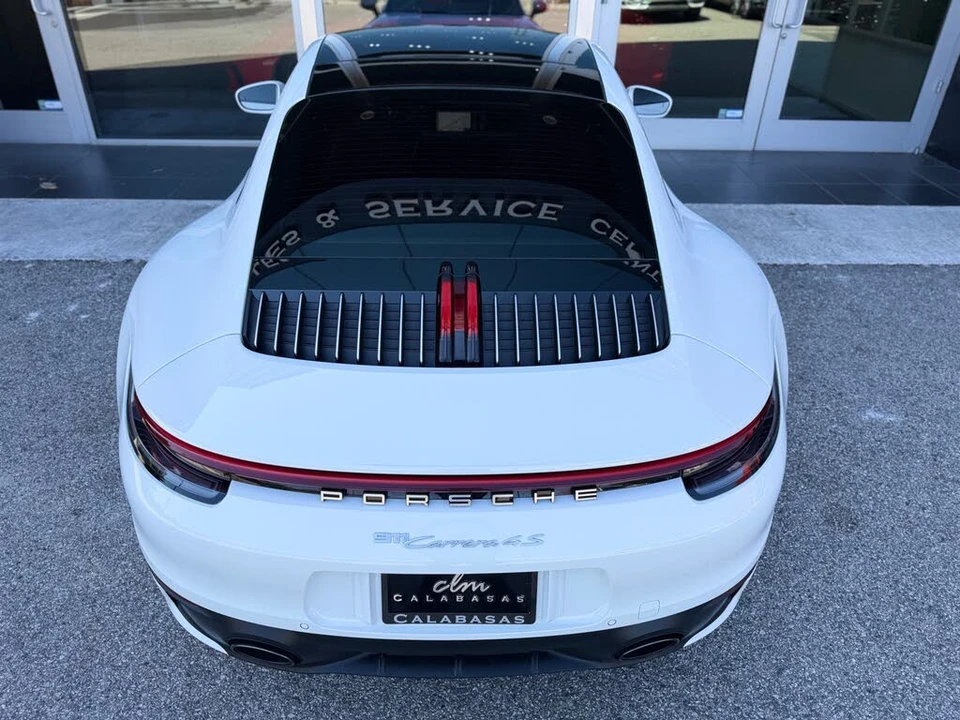 2020 Porsche 992 Carrera 4S - Image 18 of 31
