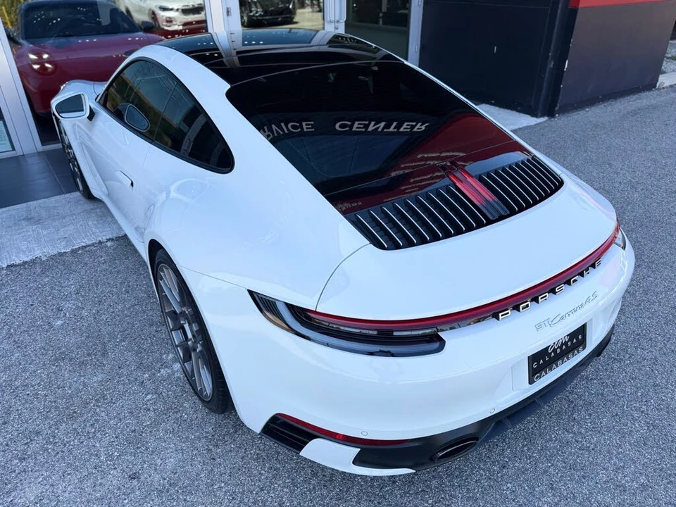 2020 Porsche 992 Carrera 4S - Image 20 of 31