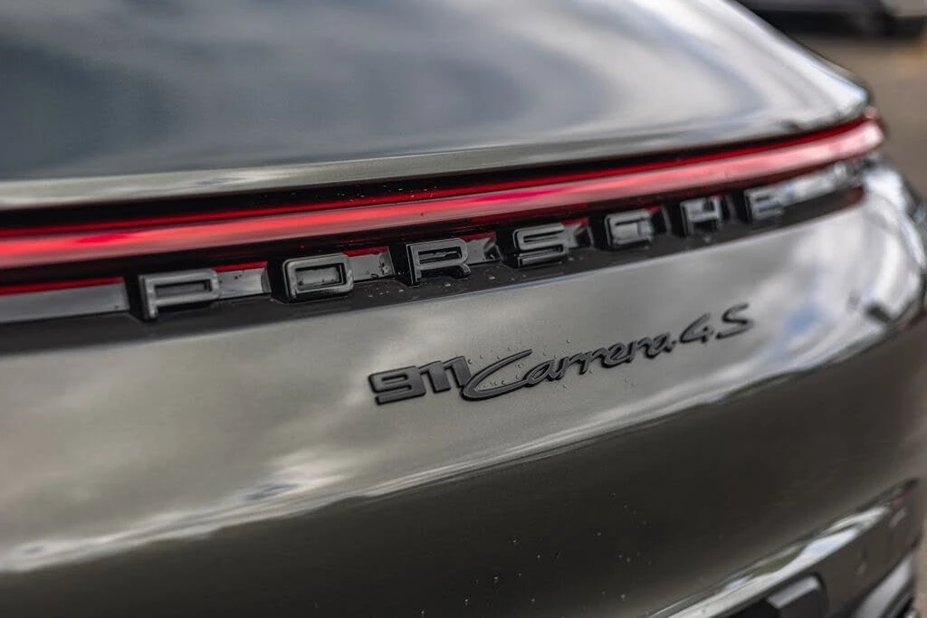 2020 Porsche 992 Carrera 4S - Image 12 of 26