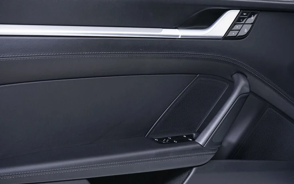 2020 Porsche 992 Carrera 4S - Image 20 of 27