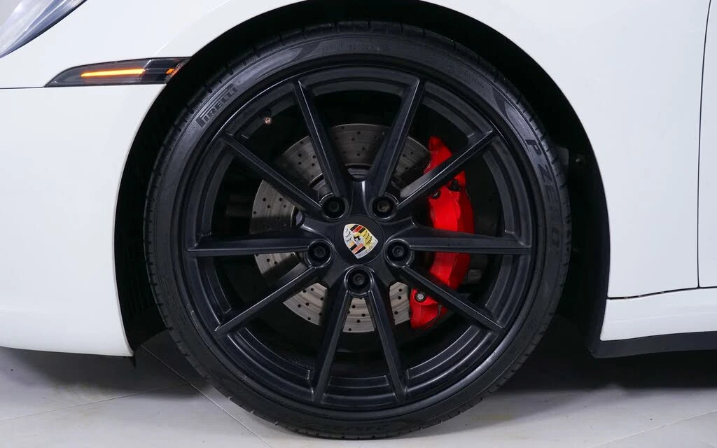 2020 Porsche 992 Carrera 4S - Image 11 of 27