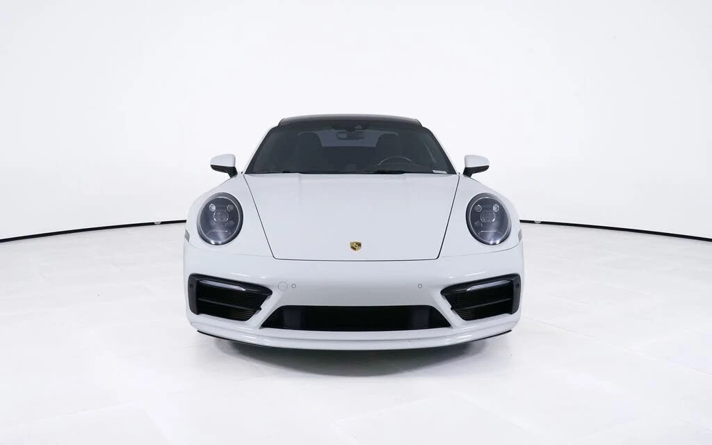 2020 Porsche 992 Carrera 4S - Image 10 of 27
