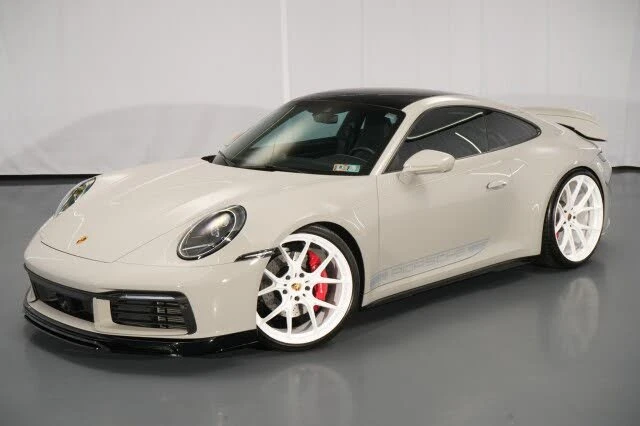 2020 Porsche 992 Carrera 4S - Image 7 of 31