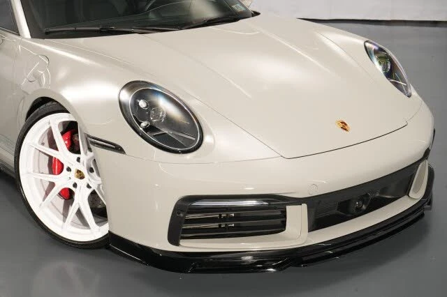 2020 Porsche 992 Carrera 4S - Image 16 of 31
