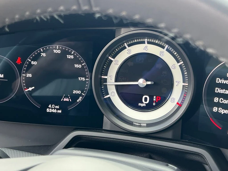 2020 Porsche 992 Carrera 4S - Image 22 of 31