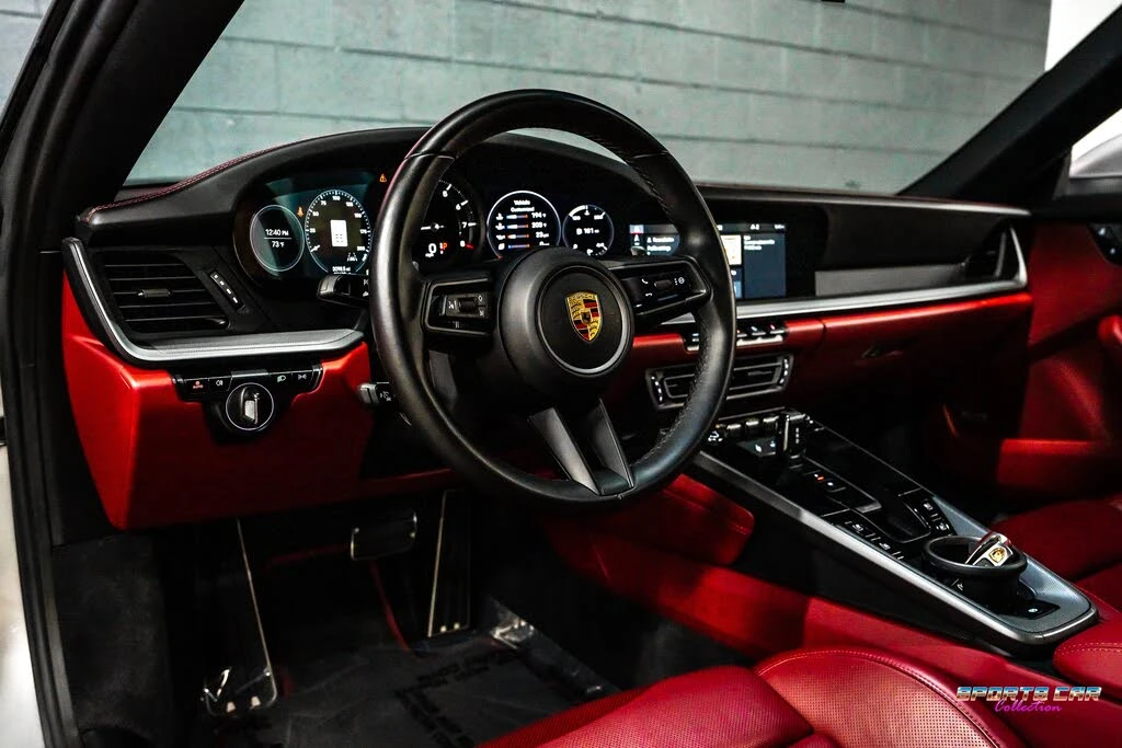 2020 Porsche 992 Carrera 4S - Image 21 of 31