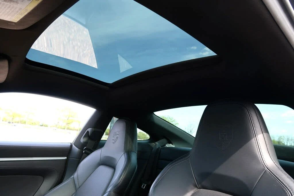 2020 Porsche 992 Carrera 4S - Image 27 of 31