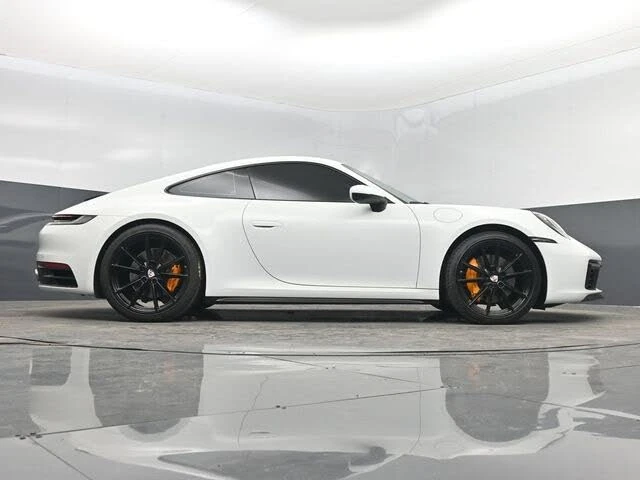 2020 Porsche 992 Carrera 4S - Image 16 of 31