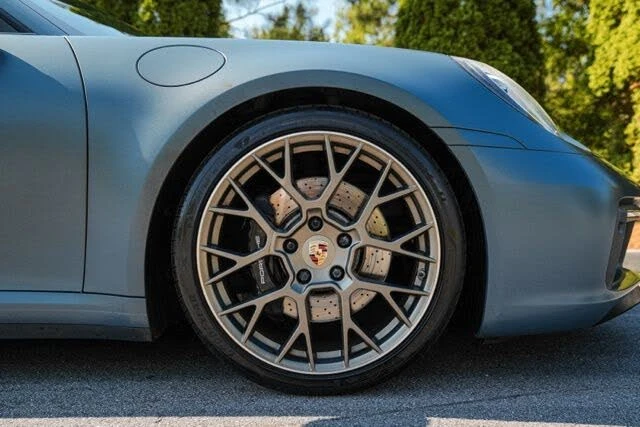 2020 Porsche 992 Carrera 4S - Image 16 of 31