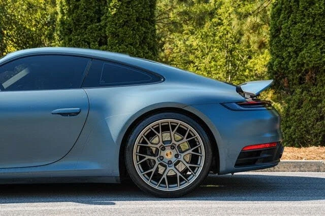 2020 Porsche 992 Carrera 4S - Image 12 of 31