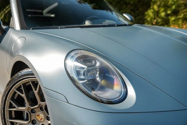 2020 Porsche 992 Carrera 4S - Image 9 of 31