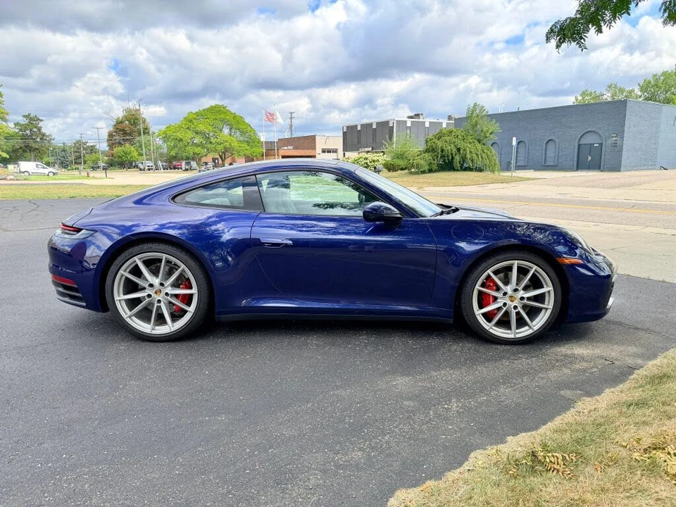 2020 Porsche 992 Carrera 4S - Image 6 of 26