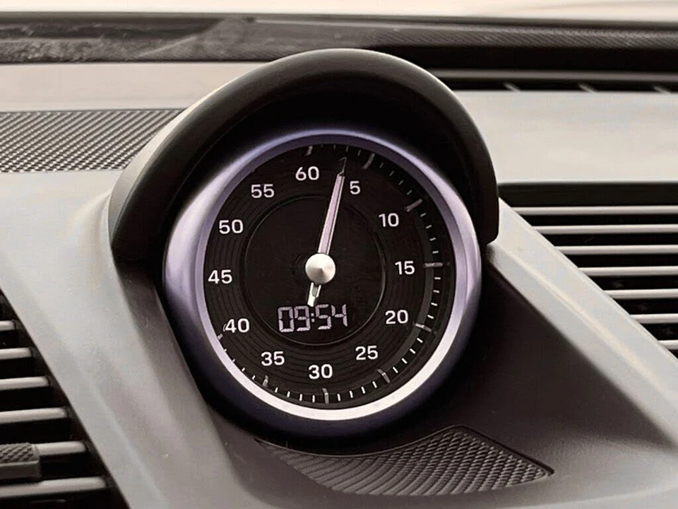 2020 Porsche 992 Carrera 4S - Image 20 of 31