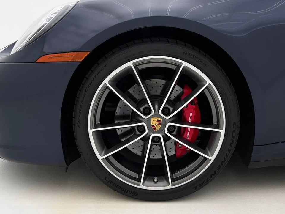 2020 Porsche 992 Carrera 4S - Image 27 of 31
