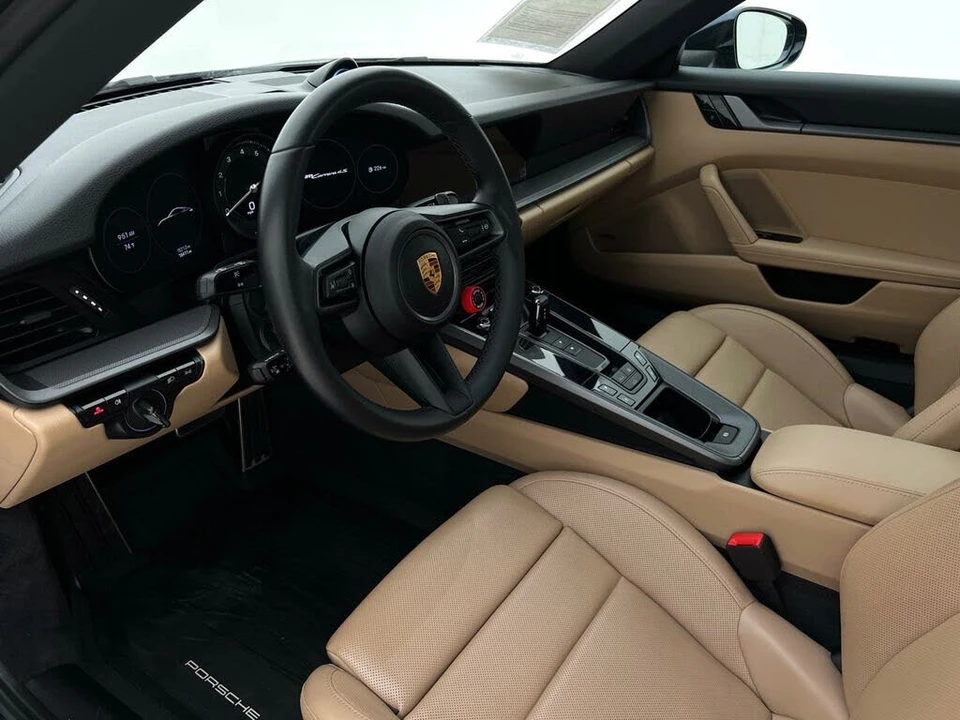 2020 Porsche 992 Carrera 4S - Image 12 of 31