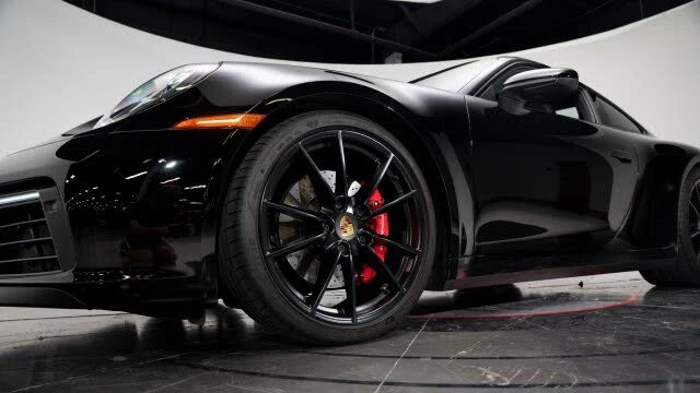 2020 Porsche 992 Carrera 4S - Image 18 of 31