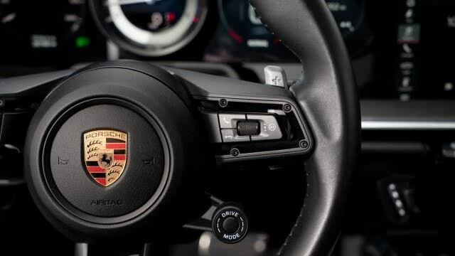 2020 Porsche 992 Carrera 4S - Image 28 of 31