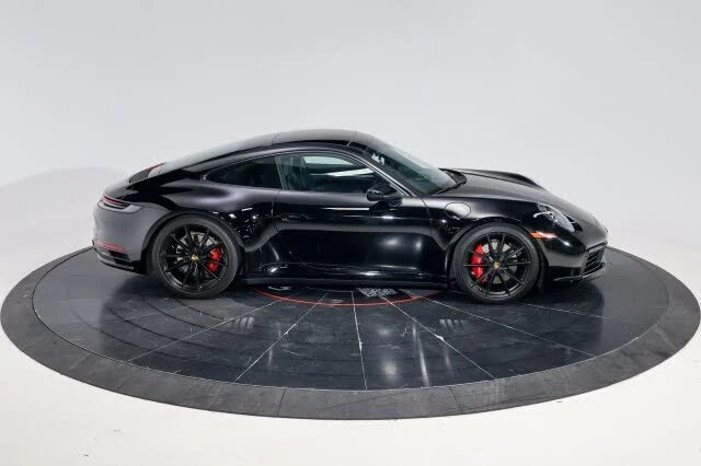 2020 Porsche 992 Carrera 4S - Image 7 of 31