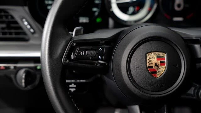 2020 Porsche 992 Carrera 4S - Image 27 of 31