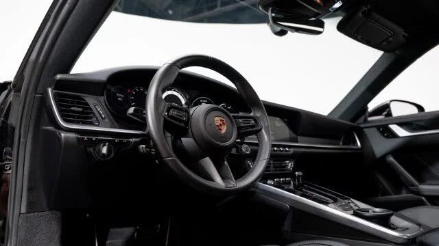 2020 Porsche 992 Carrera 4S - Image 24 of 31