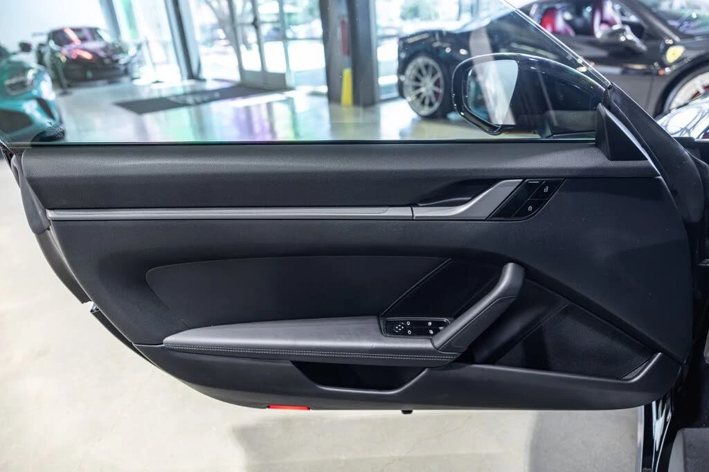 2020 Porsche 992 Carrera 4S - Image 30 of 31