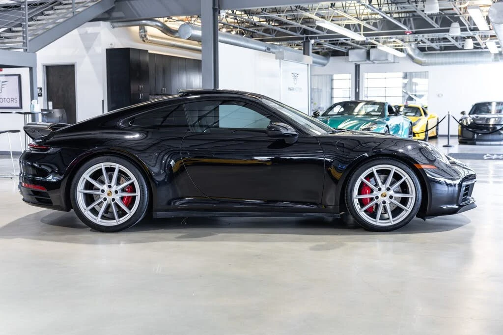 2020 Porsche 992 Carrera 4S - Image 7 of 31