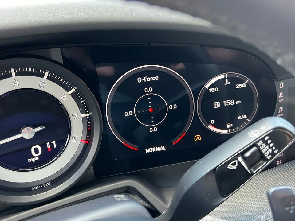 2020 Porsche 992 Carrera 4S - Image 24 of 31