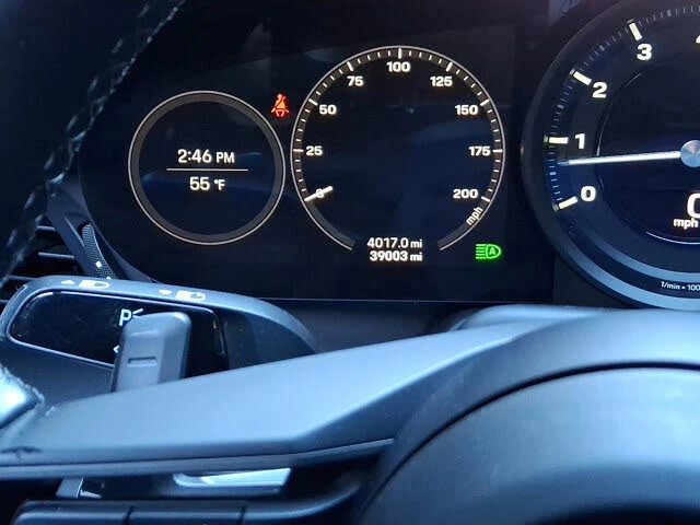 2020 Porsche 992 Carrera 4S - Image 23 of 31