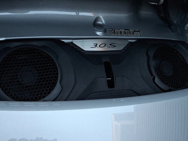 2020 Porsche 992 Carrera 4S - Image 31 of 31