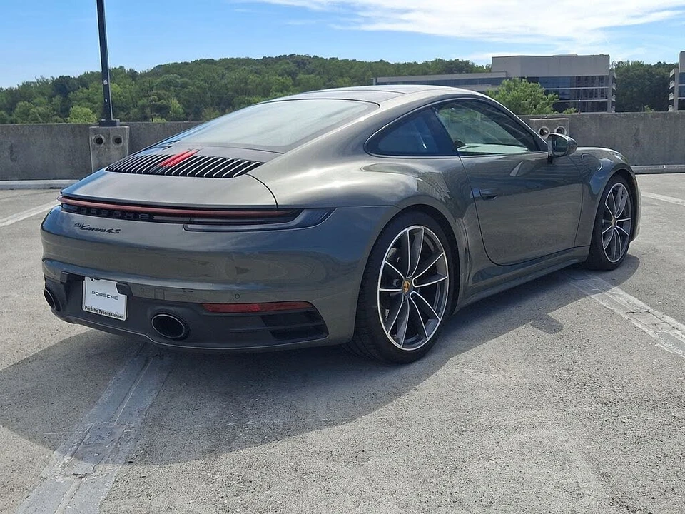 2020 Porsche 992 Carrera 4S - Image 8 of 30