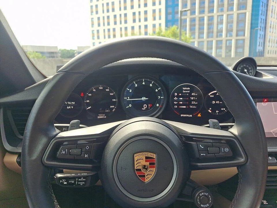 2020 Porsche 992 Carrera 4S - Image 20 of 30