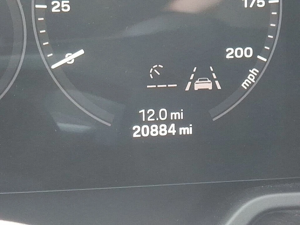 2020 Porsche 992 Carrera 4S - Image 21 of 30