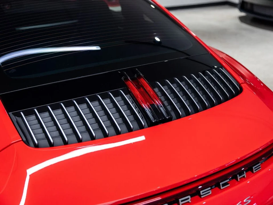 2020 Porsche 992 Carrera 4S - Image 24 of 31