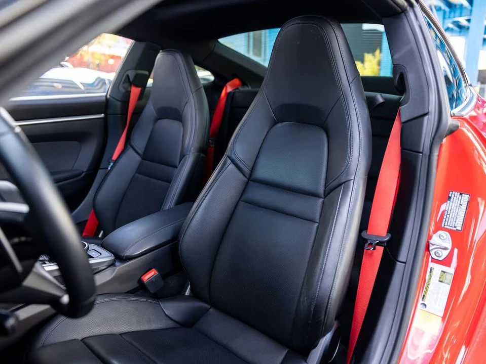 2020 Porsche 992 Carrera 4S - Image 6 of 31