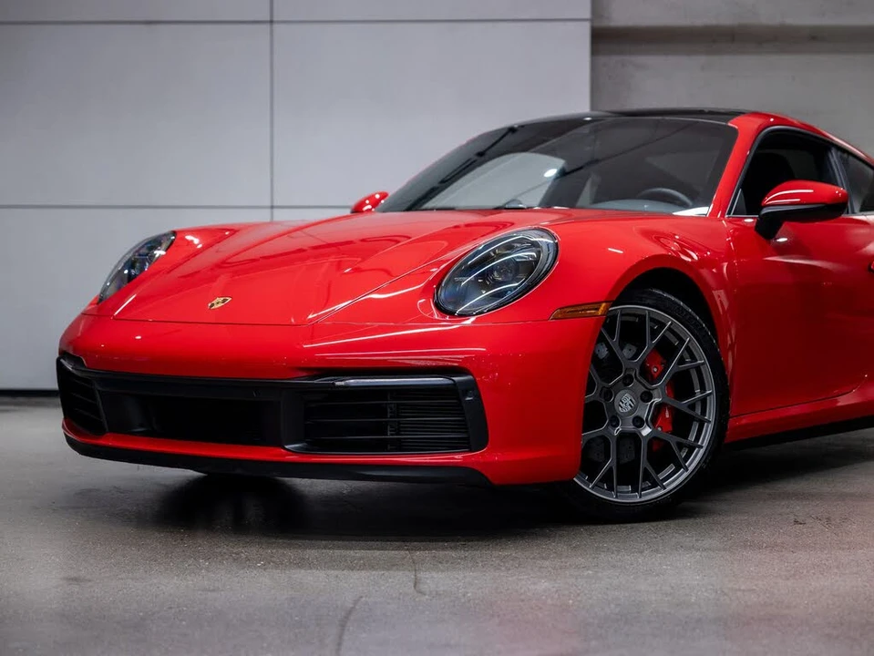 2020 Porsche 992 Carrera 4S - Image 21 of 31