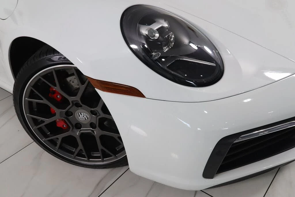 2020 Porsche 992 Carrera 4S - Image 21 of 31