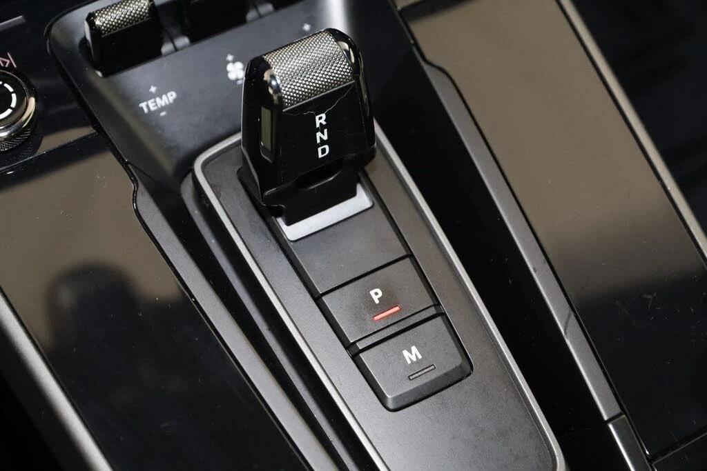 2020 Porsche 992 Carrera 4S - Image 7 of 31