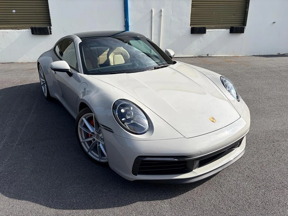 2020 Porsche 992 Carrera 4S - Image 5 of 29