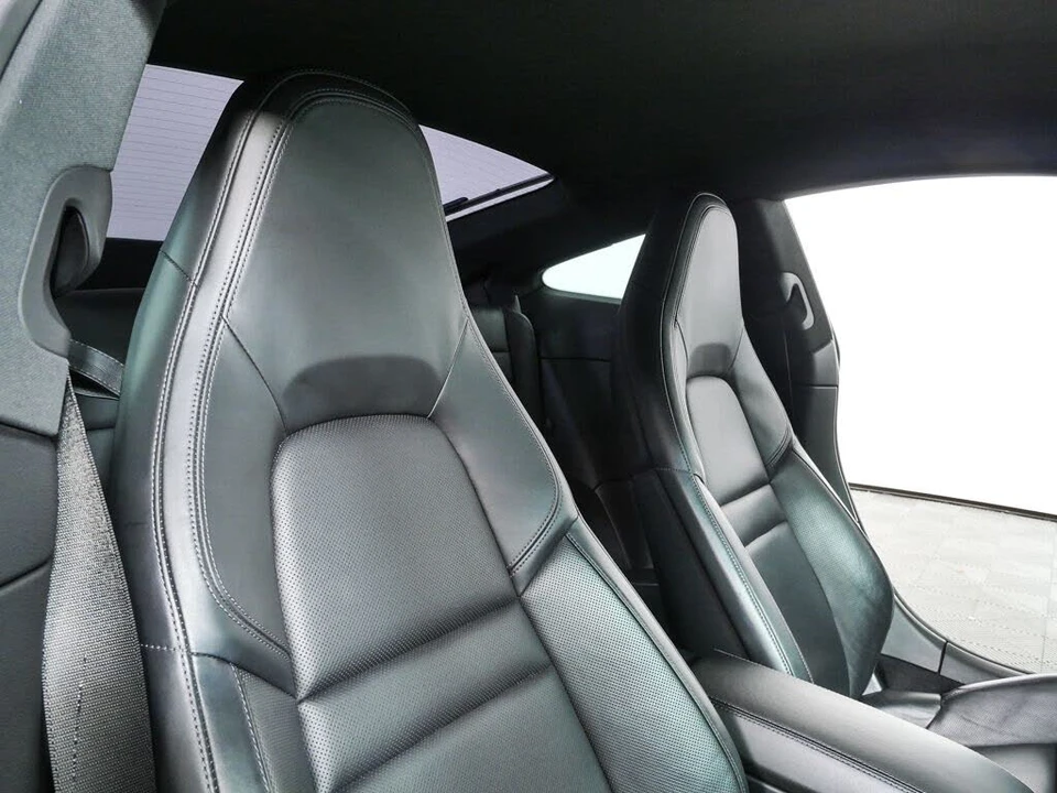 2020 Porsche 992 Carrera 4S - Image 20 of 31
