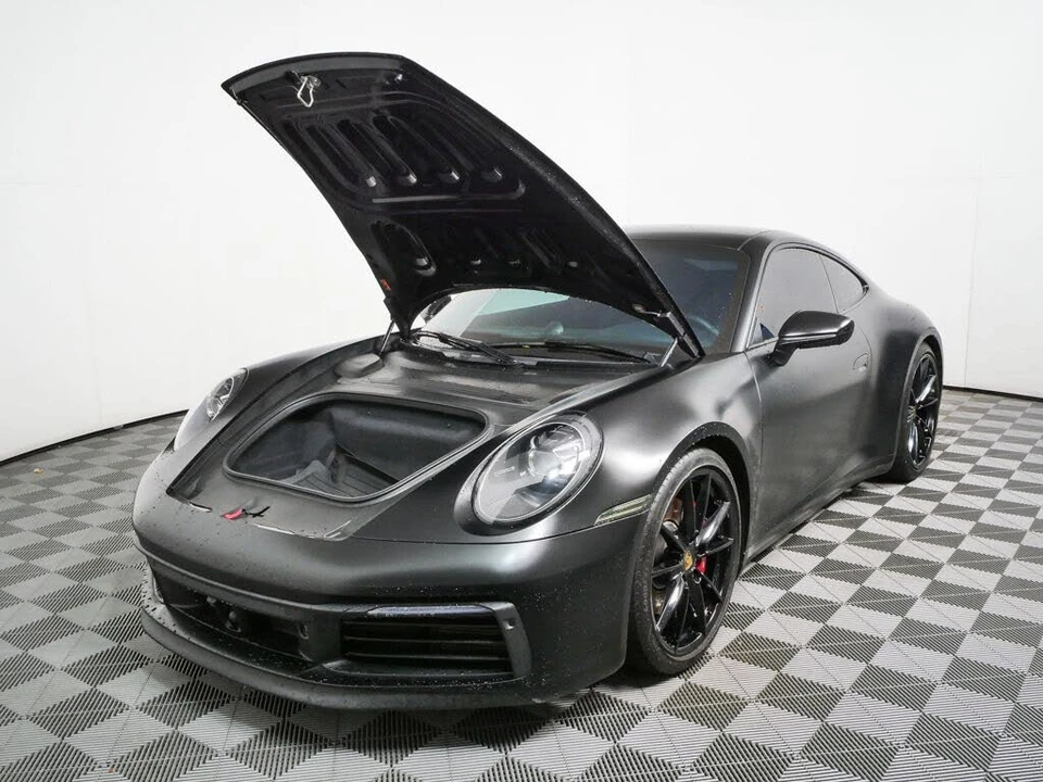 2020 Porsche 992 Carrera 4S - Image 23 of 31
