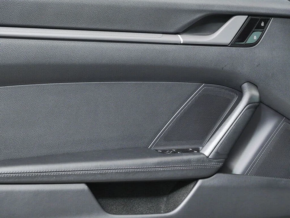 2020 Porsche 992 Carrera 4S - Image 6 of 31