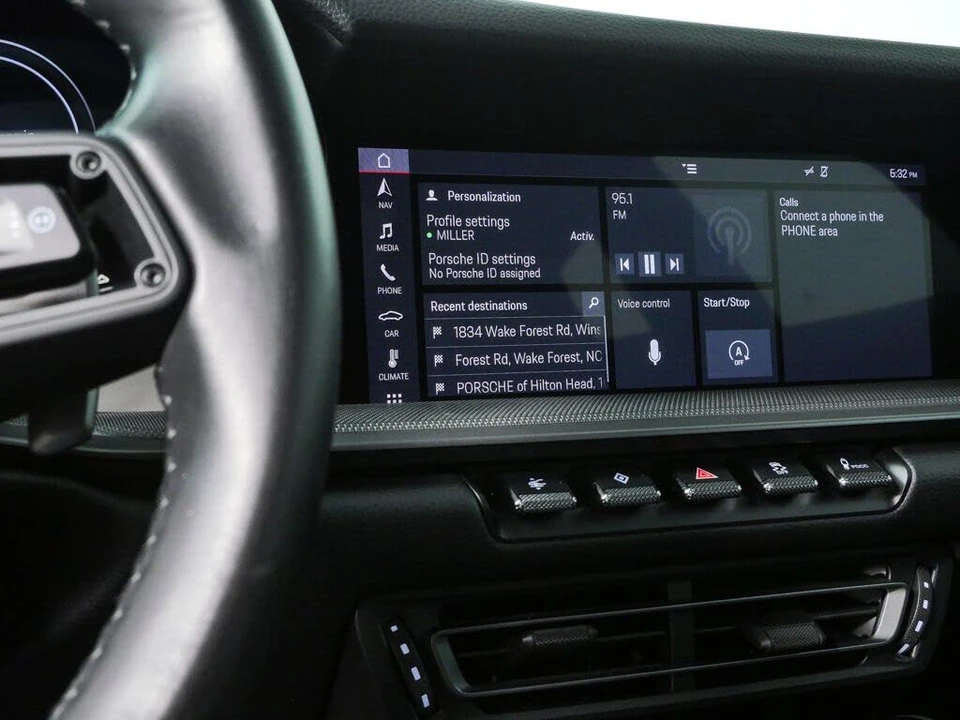 2020 Porsche 992 Carrera 4S - Image 13 of 31